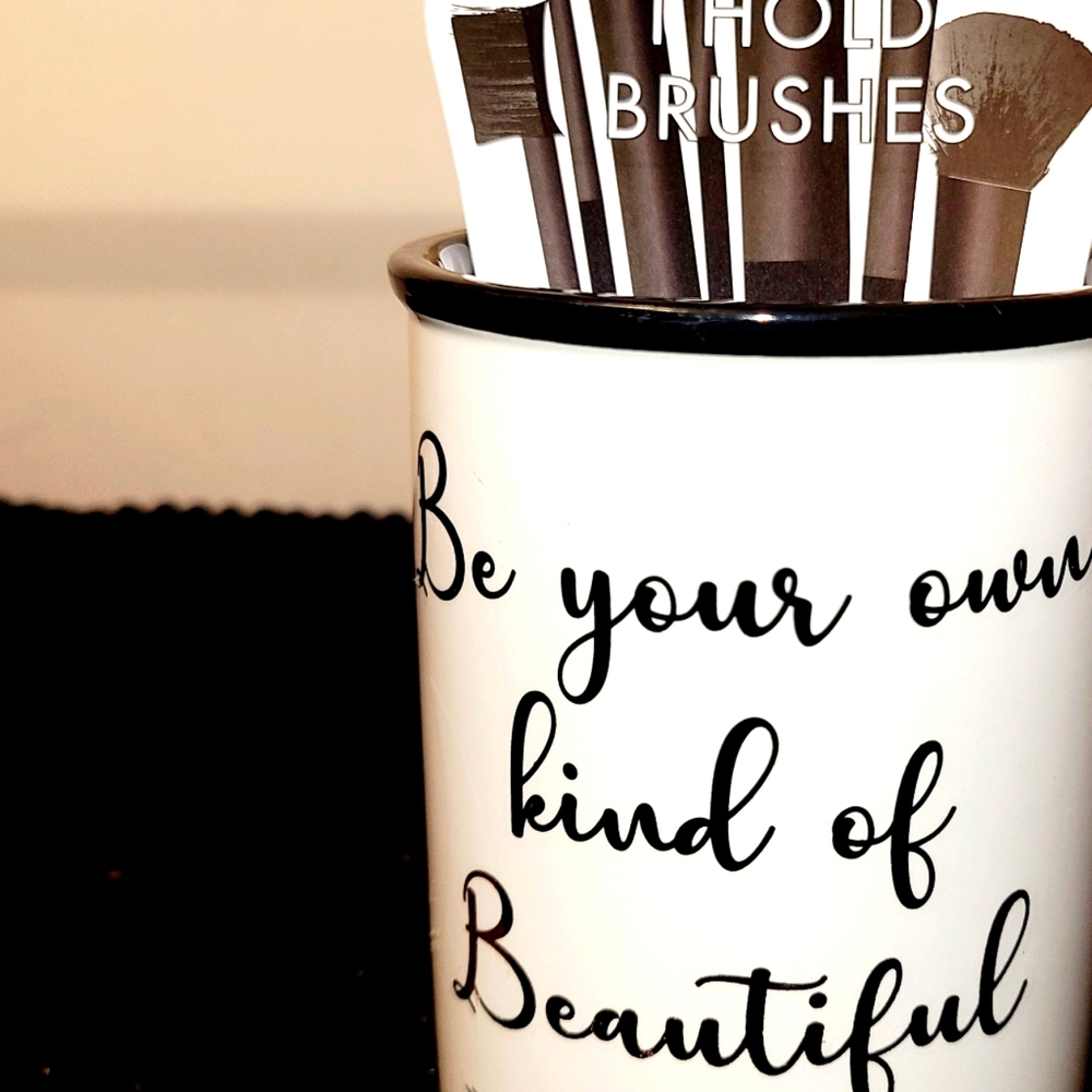 CosmeticBrush Cup Holder